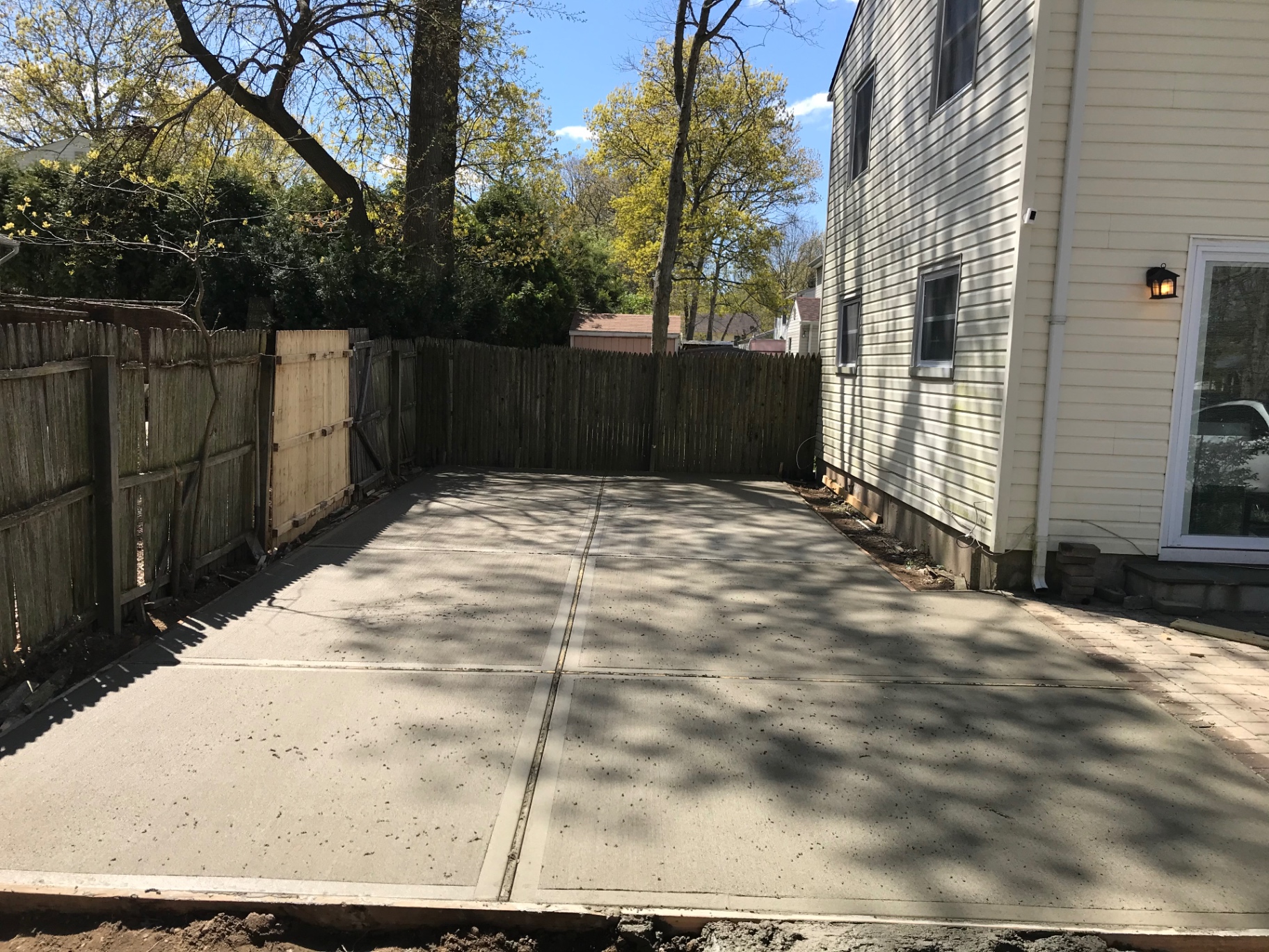Finished concrete driveway installation